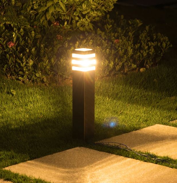 Quality Iron Pillar Garden Lawn Lamp