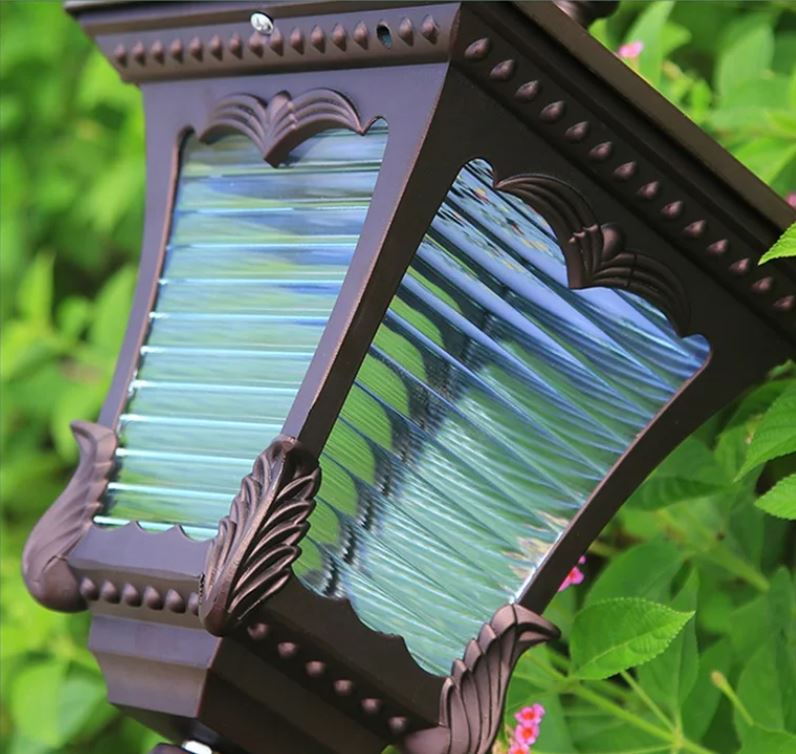 Retro Solar Waterproof Garden Lamp details