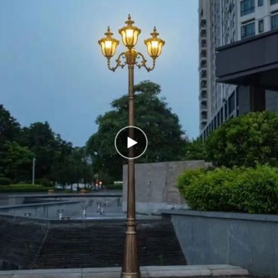 Royal Garden 3-Head Outdoor Lamp