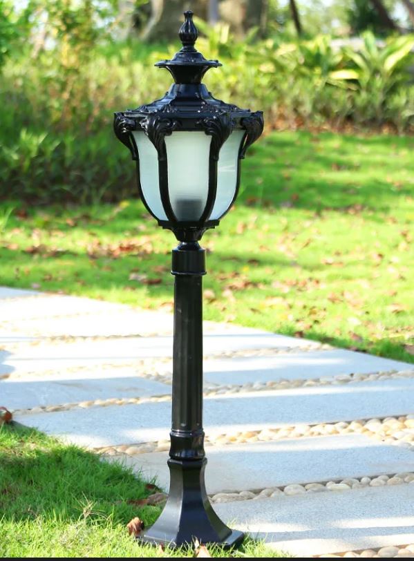 Vintage Weatherproof Outdoor Garden Floor Lamp